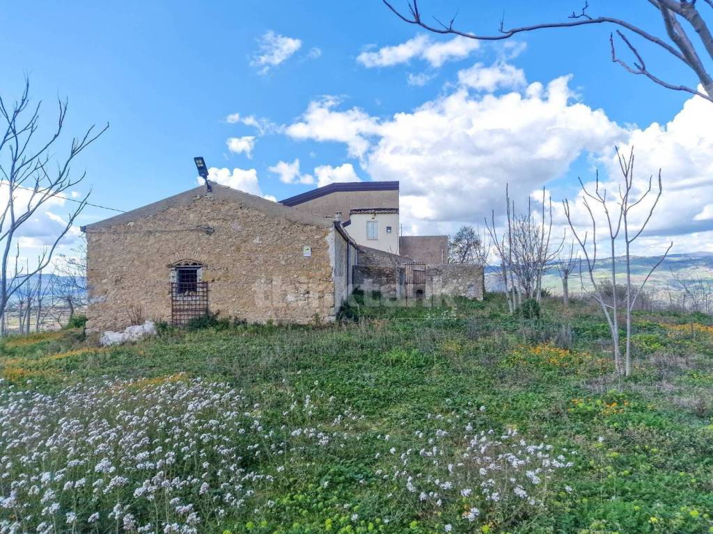 Rustico / casale a Nissoria in contrada pacinosi - Foto 3