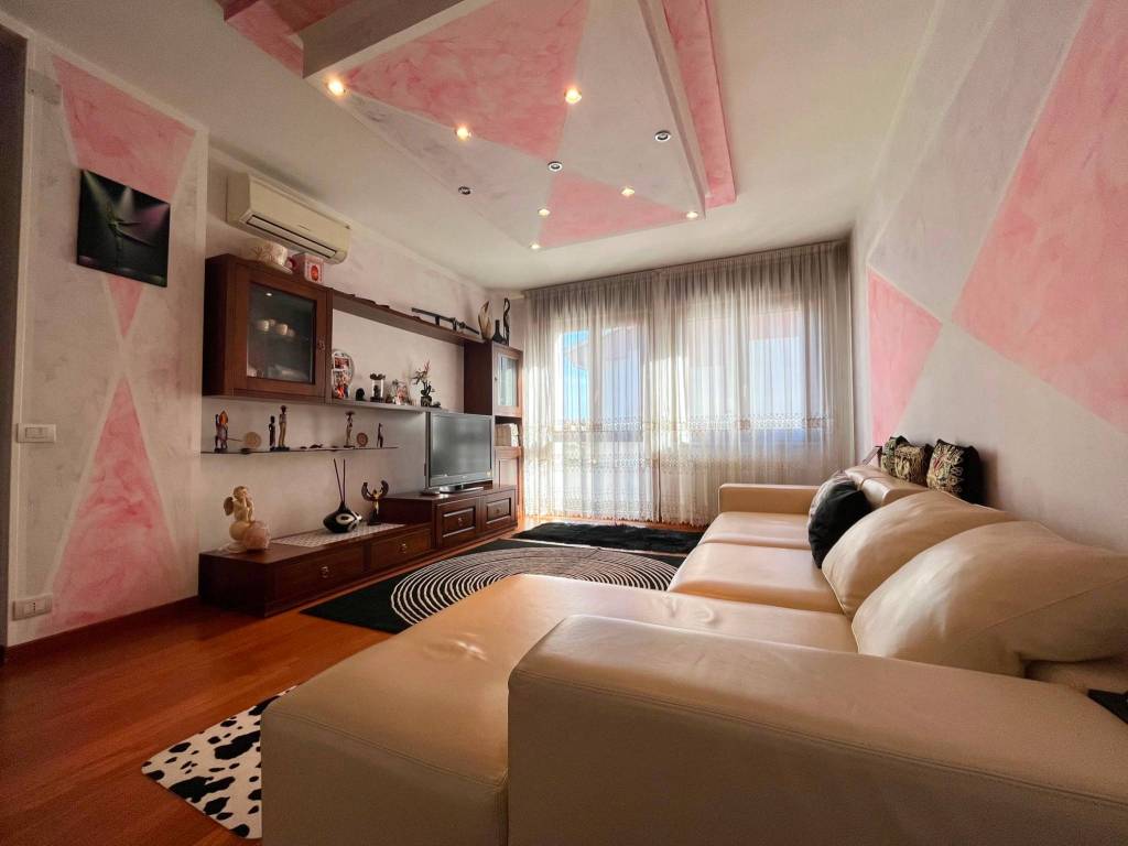 Villa a Ponte san nicolò in Via Aldo Moro, 21 - Foto 2