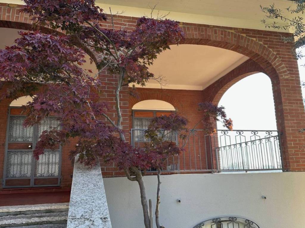 Villa a Curtatone in via risorgimento, 42 - Foto 2