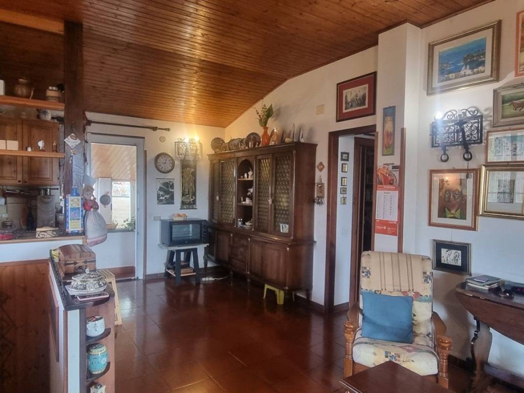 Villa a Sutri in Via delle Ginestre, 31 - Foto 3
