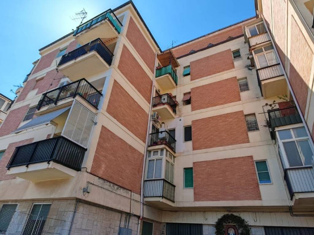 Appartamento a Reggio calabria in Via Mercato - Foto 4