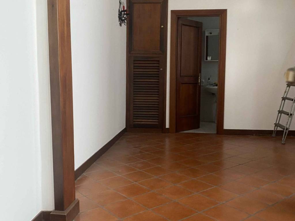 Appartamento a Piacenza in Via Melchiorre Gioia - Foto 2