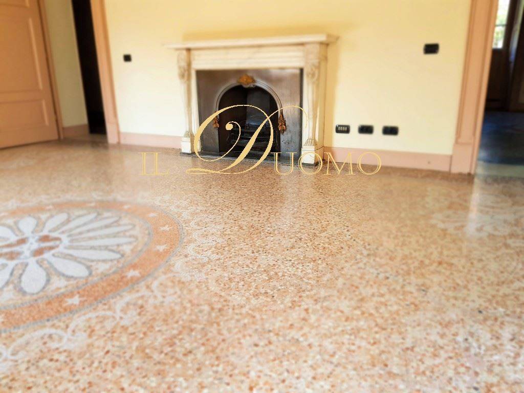 Palazzo / stabile a Novara - Foto 4