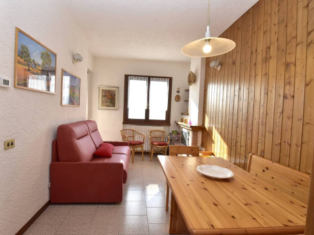 Appartamento a Cassina valsassina in Viale delle Grigne, 55 - Foto 2