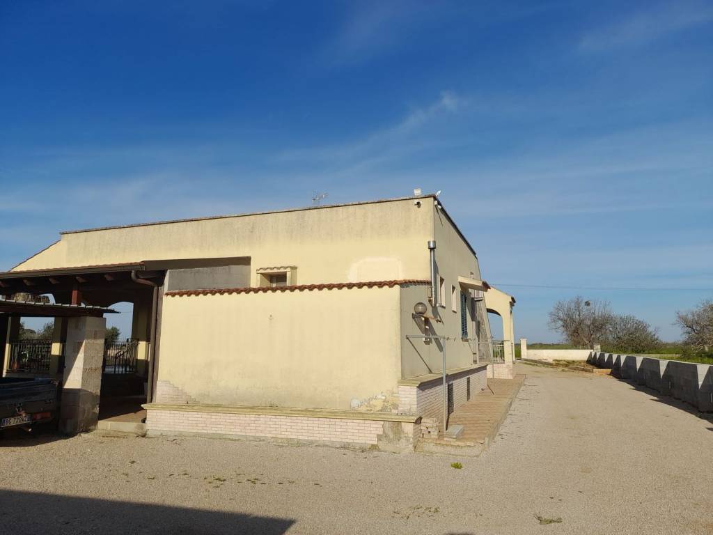 Villa a Nardò in Strada Vecchia Comunale Copertino S.N.C. - Foto 3