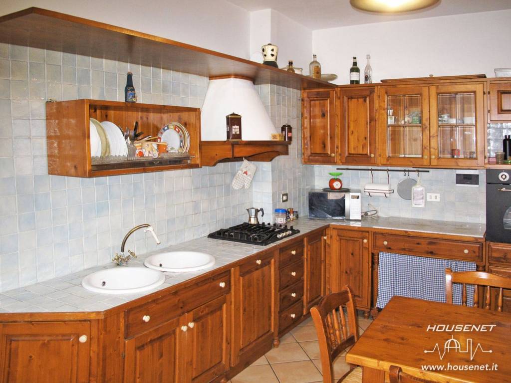 Appartamento a Carmignano in Viale Giacomo Leopardi - Foto 4