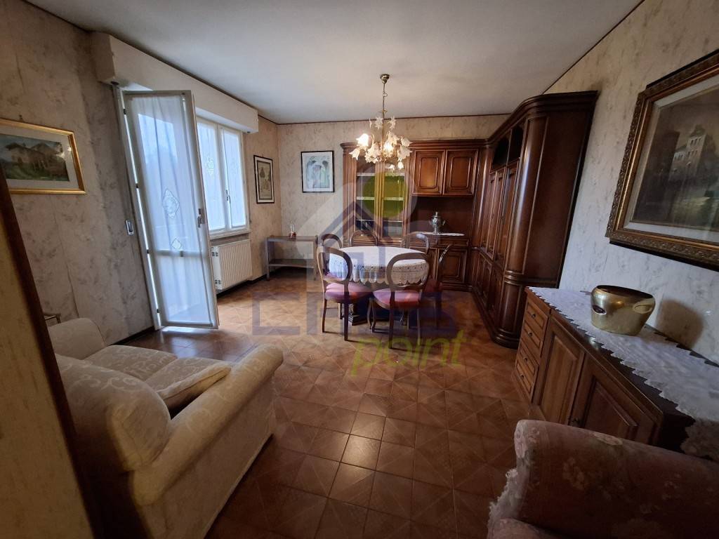 Appartamento a Castelvetro piacentino in VIA ALPINI D'ITALIA - Foto 4