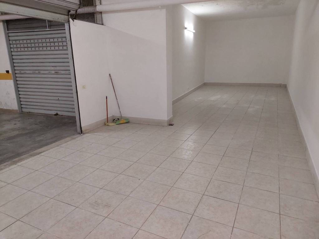 Box / garage a Trani in Via Caposele - Foto 3