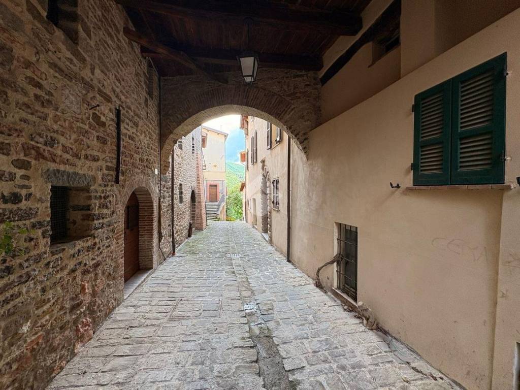 Appartamento a Nocera umbra in Via S. Martino - Foto 2