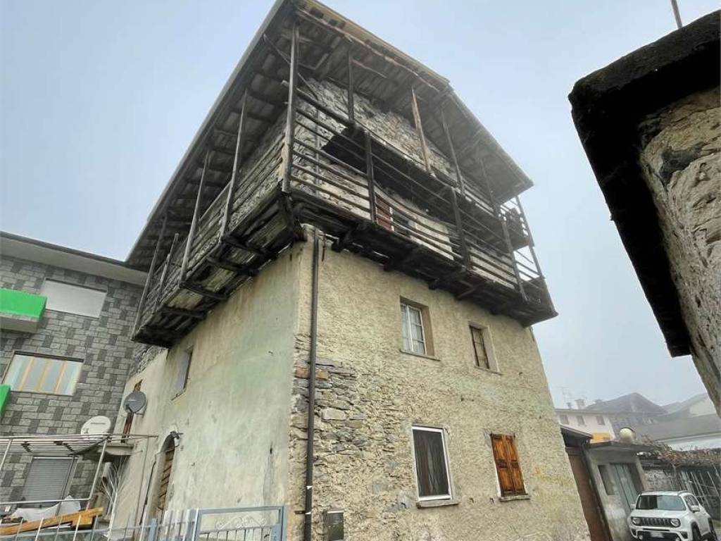 Casa indipendente a Gordona in Via Piazze , 44 - Foto 2