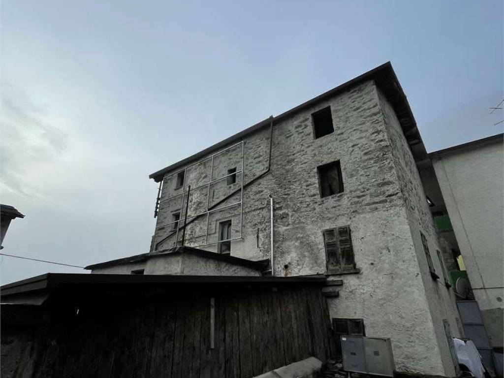 Casa indipendente a Gordona in Via Piazze , 44 - Foto 5