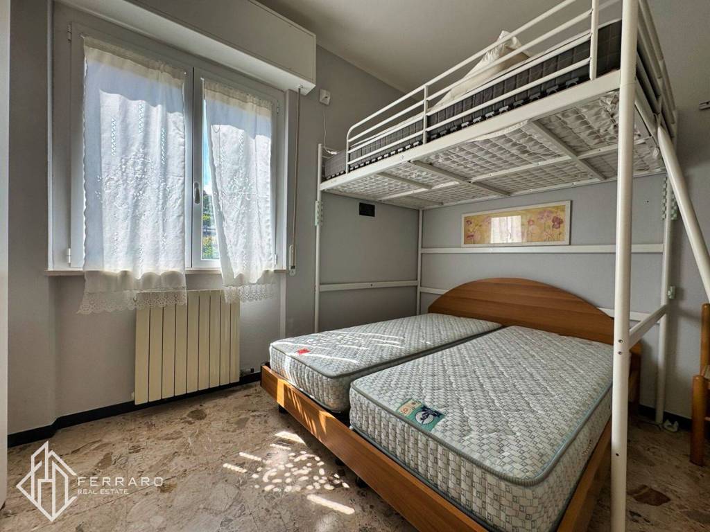Appartamento a Spotorno in Via Giacomo Puccini - Foto 4
