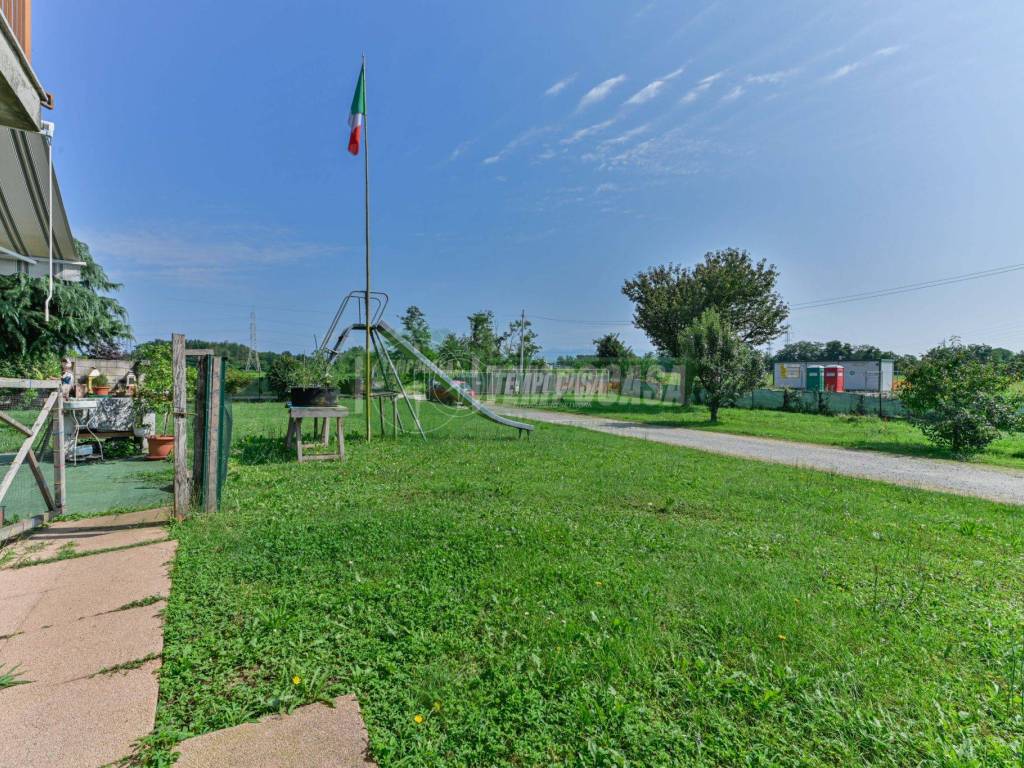 Casa indipendente a Vimercate in Via Tasso Torquato 18 - Foto 1