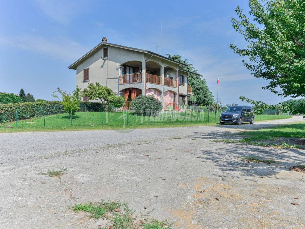Casa indipendente a Vimercate in Via Tasso Torquato 18 - Foto 3