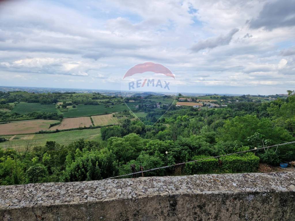 Casa indipendente a Casale monferrato in Via delle Rose, 7 - Foto 4