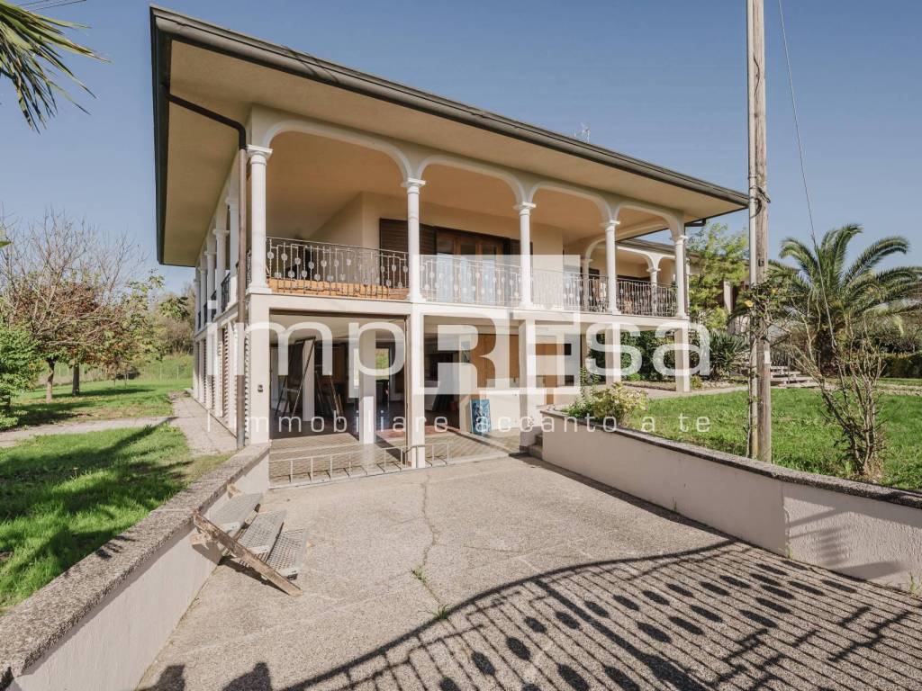 Villa a Pasiano di pordenone in Via Madonna Del Rosario, 11 - Foto 2