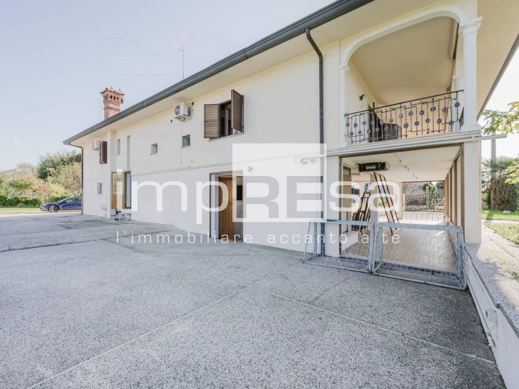 Villa a Pasiano di pordenone in Via Madonna Del Rosario, 11 - Foto 5