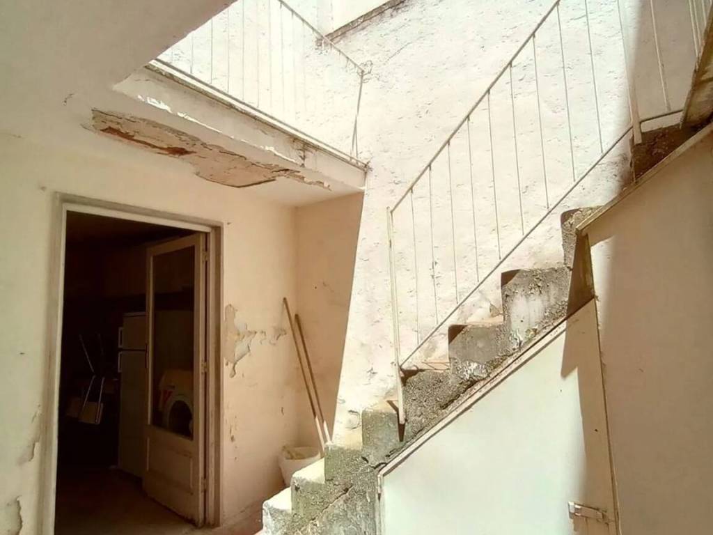 Casa indipendente a Andria in Via Ludovico Muratori - Foto 2