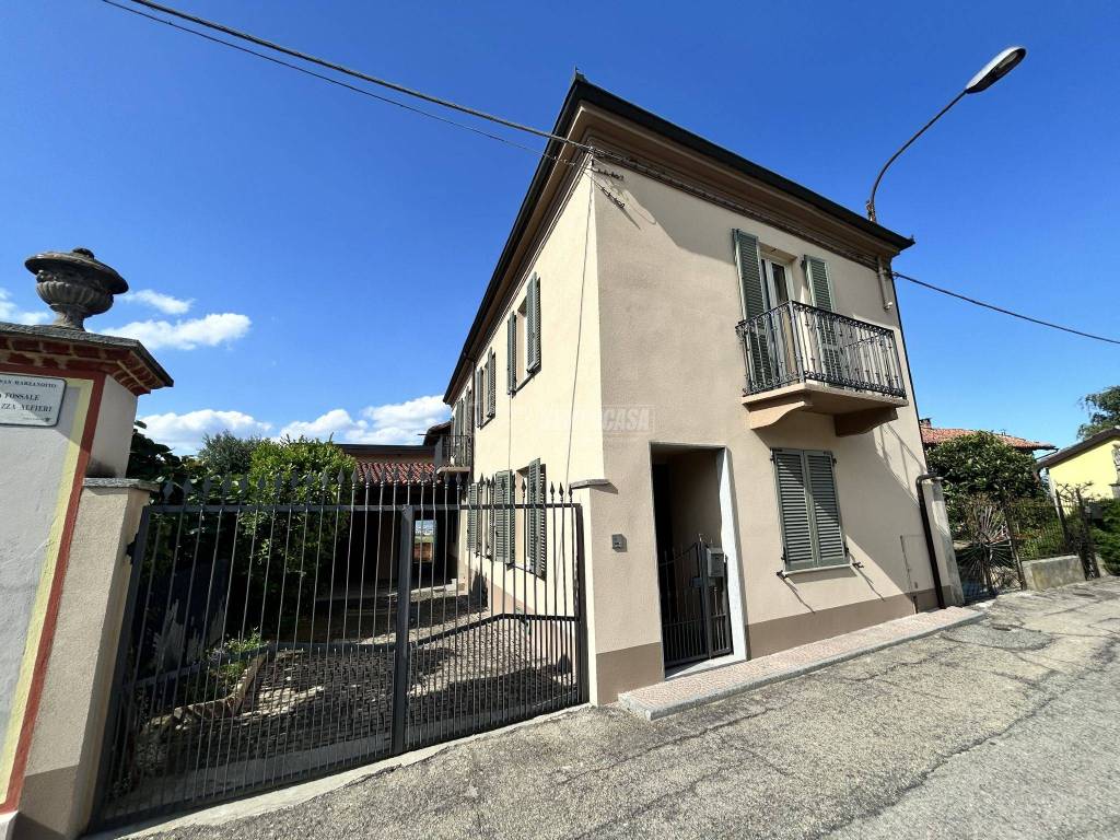 Casa indipendente a Asti in Frazione San Marzanotto 27 - Foto 3