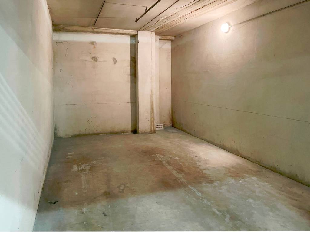 Box / garage a Alessandria in Via San Lorenzo, 99 - Foto 5