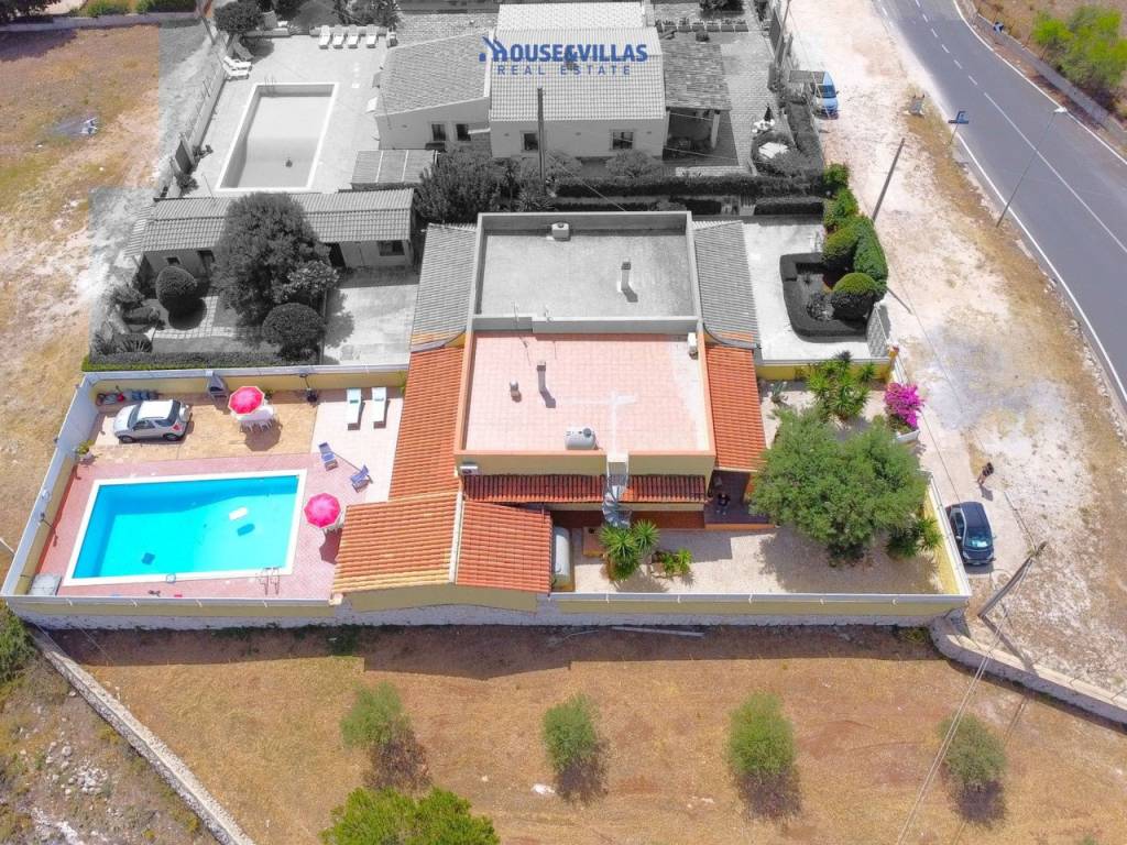 Villa a Avola in via montagna - Foto 3