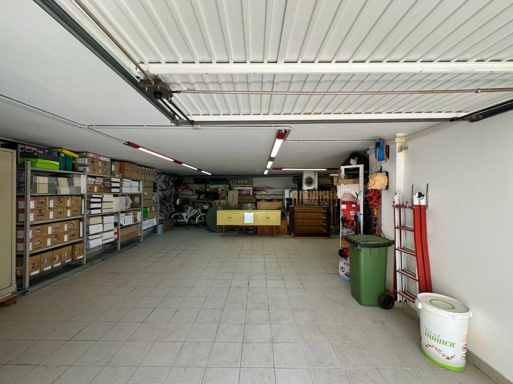 Box / garage a Pescara in Via Nazionale Adriatica Nord, 392 - Foto 4