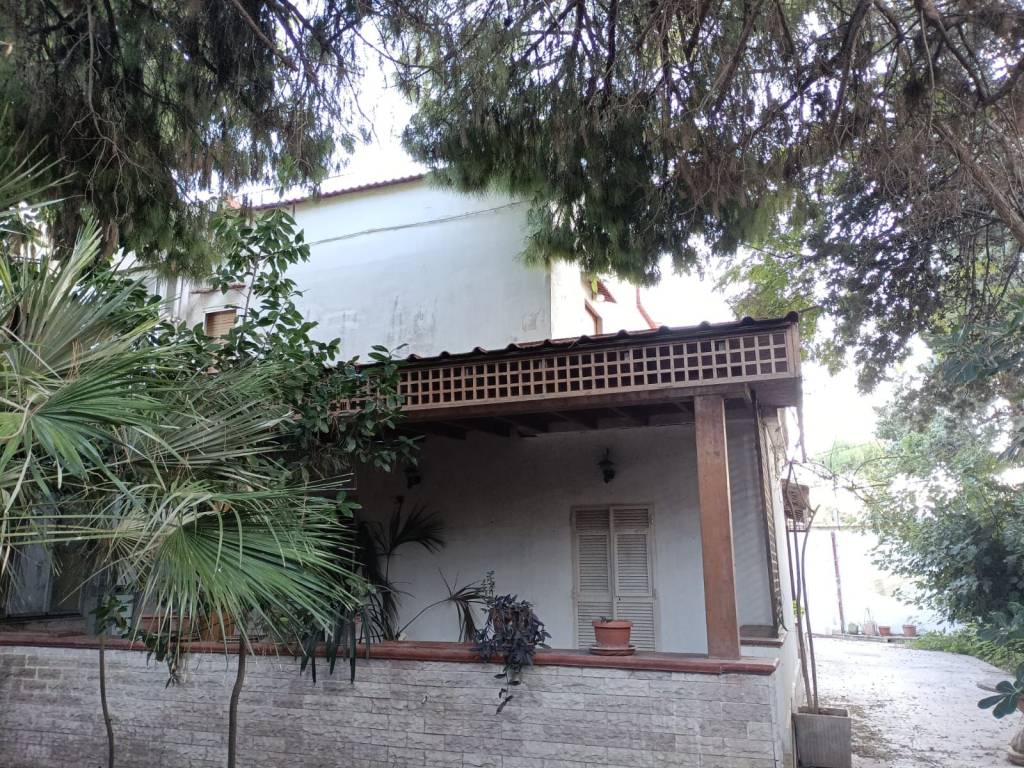Villa a Taranto in Via dei Citri, 7 - Foto 2