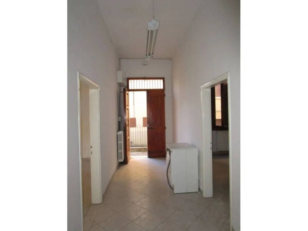 Immobile a Montevarchi in Quartiere Stadio-Piazza Della Repubblica - Foto 2