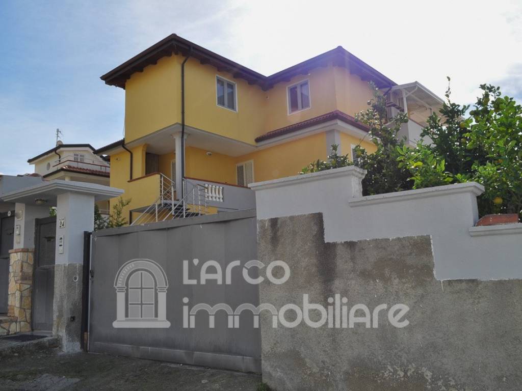 Appartamento a Scalea in Via Giuseppe Pezzotti - Foto 2