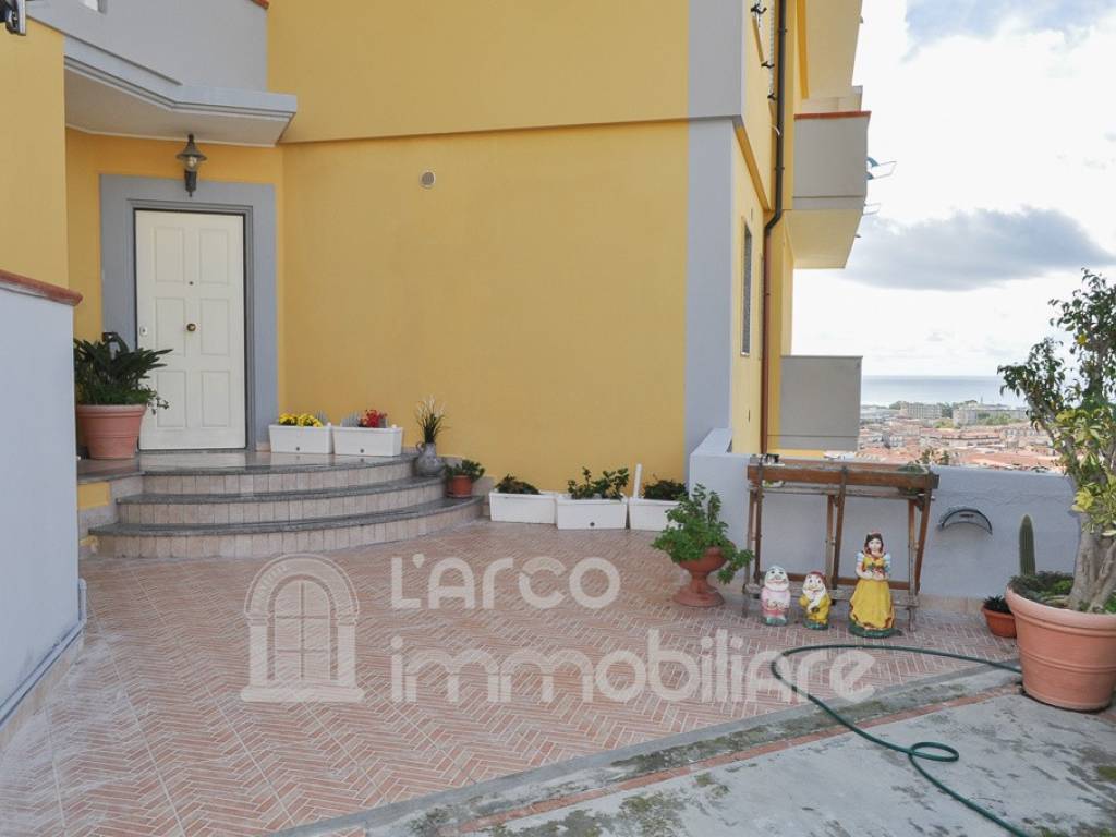 Appartamento a Scalea in Via Giuseppe Pezzotti - Foto 3