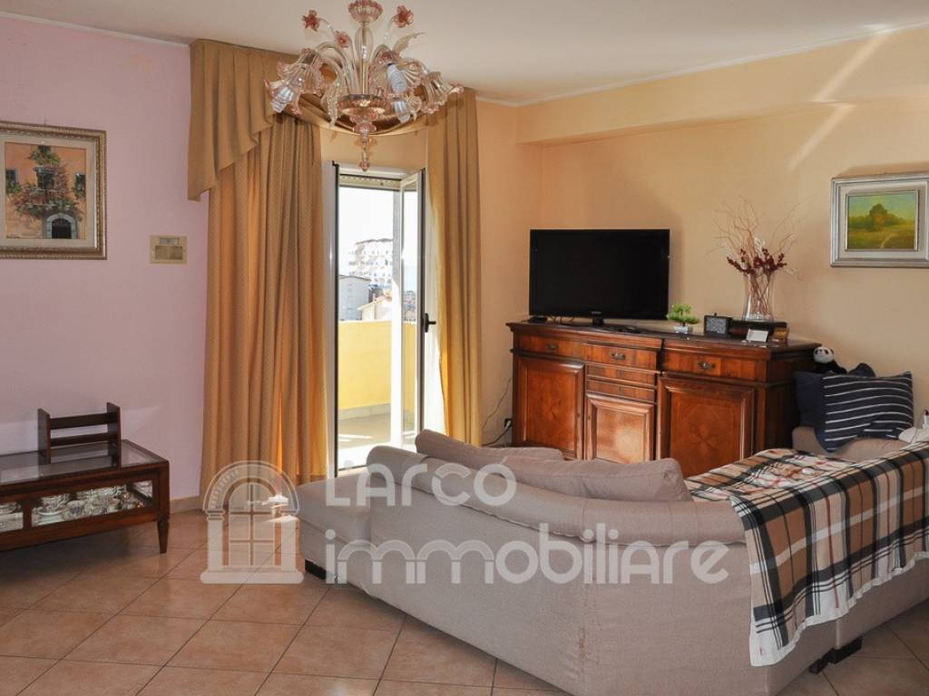 Appartamento a Scalea in Via Giuseppe Pezzotti - Foto 4