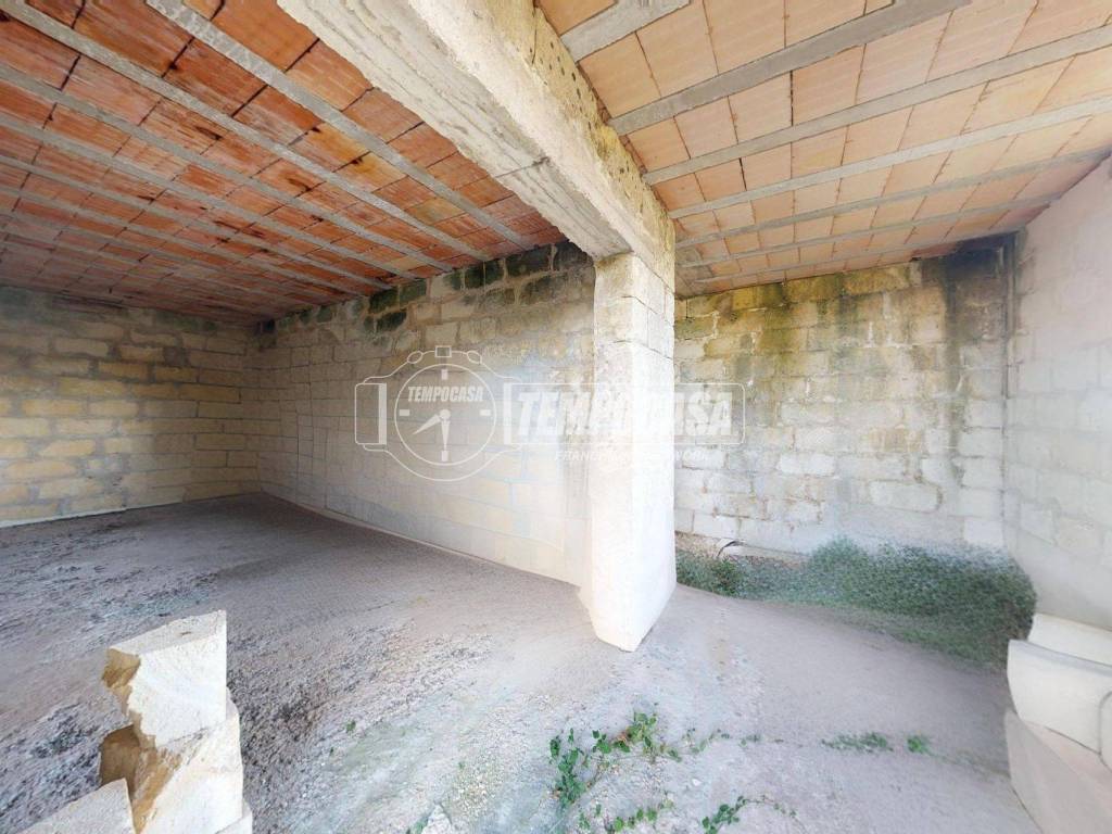 Casa indipendente a Carpignano salentino in Strada comunale San Domenico 1 - Foto 5