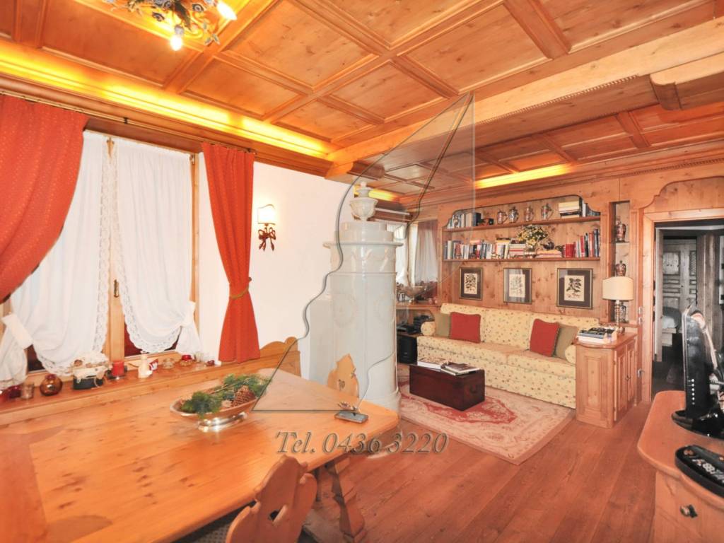 Appartamento a Cortina d'ampezzo in Località Corso Italia, 118 - Foto 2