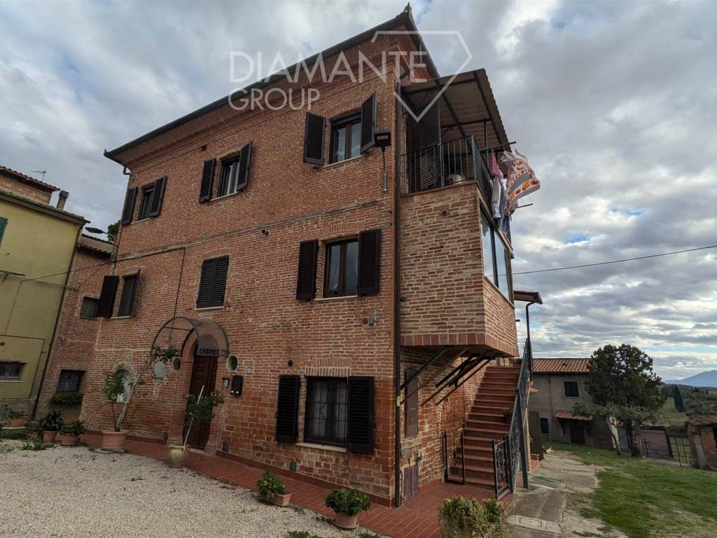 Casa indipendente a Castiglione del lago in Pozzuolo - Foto 2