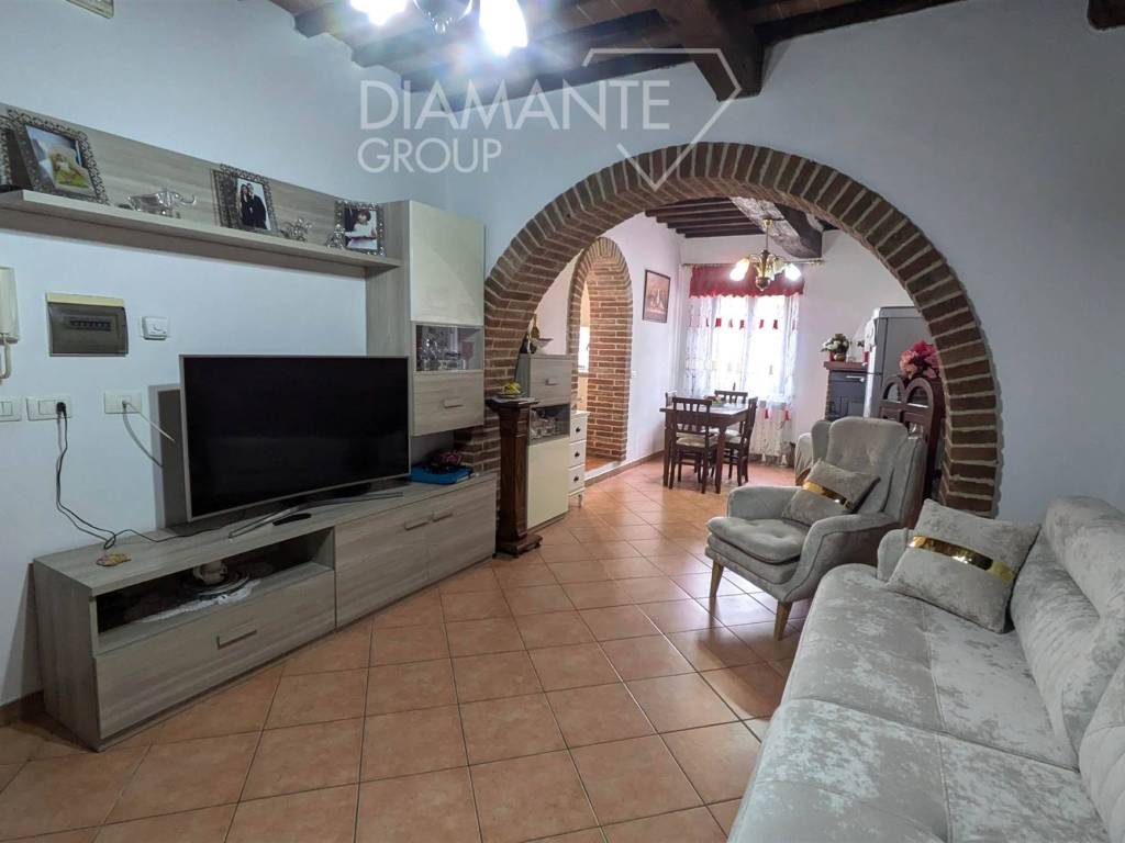 Casa indipendente a Castiglione del lago in Pozzuolo - Foto 4