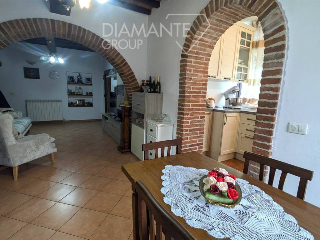 Casa indipendente a Castiglione del lago in Pozzuolo - Foto 5