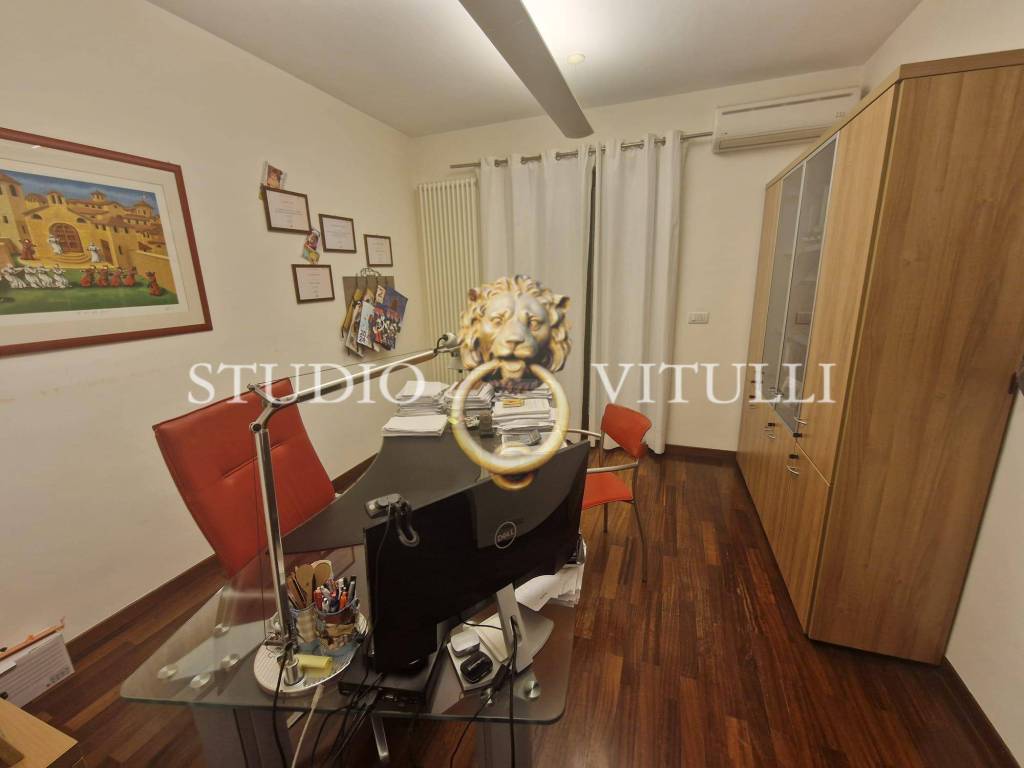 Immobile a Bari in Lungomare Giovan Battista e Pietro Starita, 62 - Foto 4