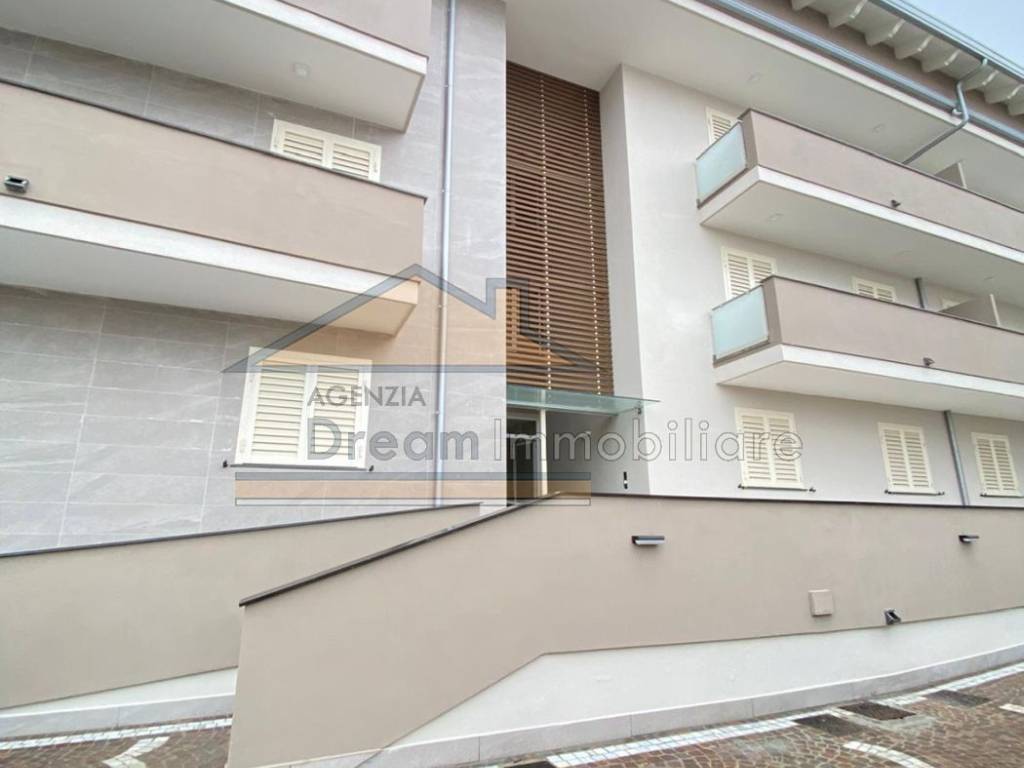 Appartamento a Parete in Via Giorgio Amendola - Foto 2