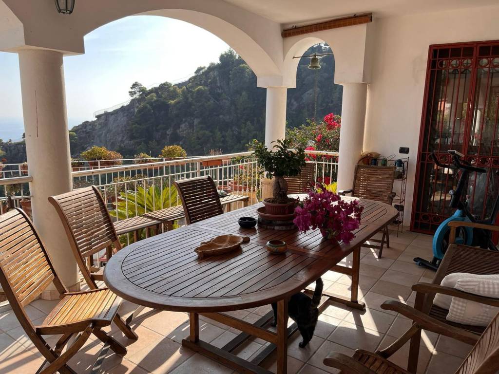 Villa a Ventimiglia in Via Ciabauda - Foto 2