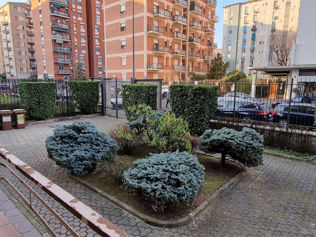 Appartamento a Milano in Via Vincenzo Giordano Orsini - Foto 1