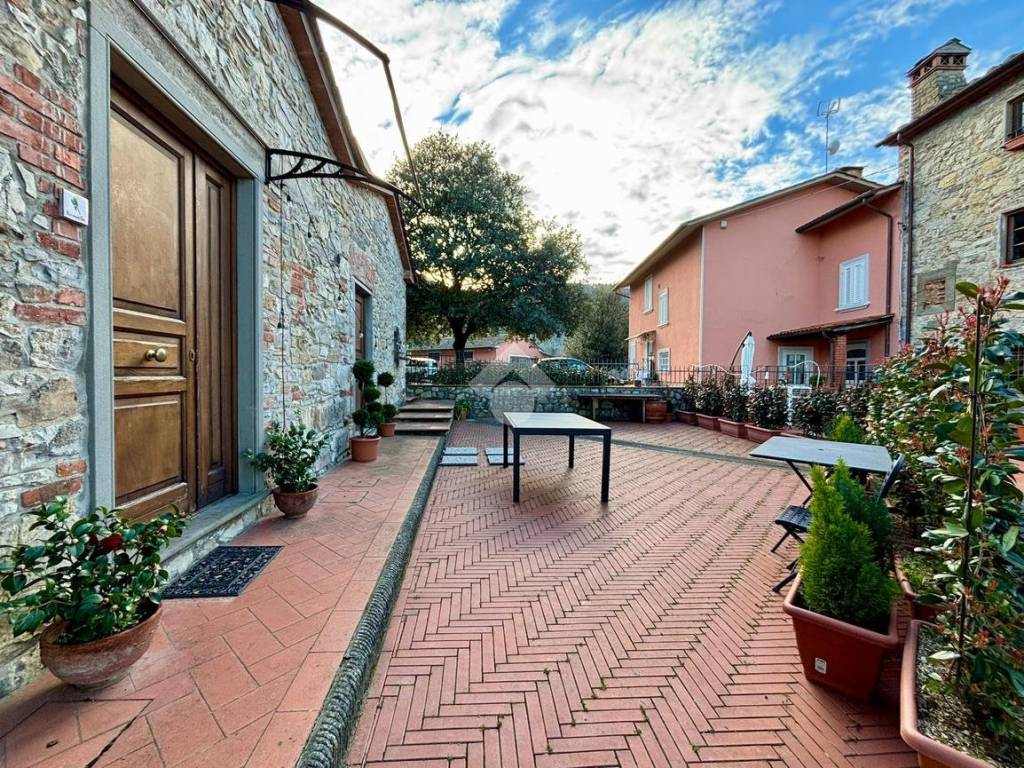 Casa indipendente a Quarrata in Via Leonardo da Vinci, 124 - Foto 4