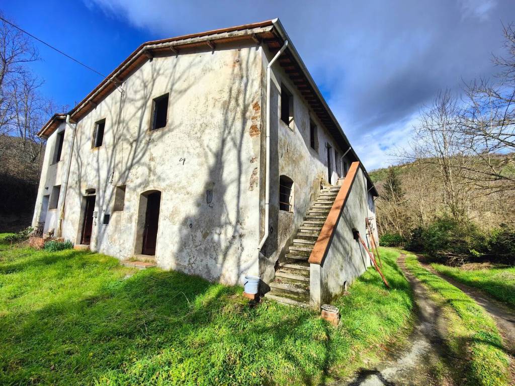 Villa a San giovanni valdarno in Via G. Palatucci - Foto 4