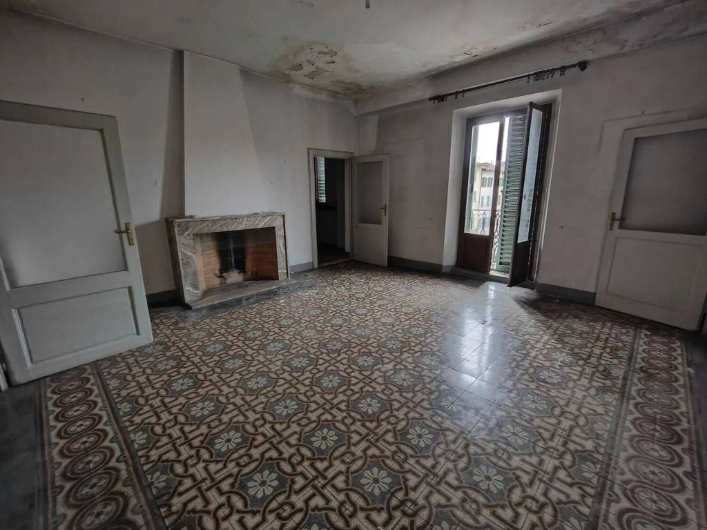 Appartamento a Montevarchi in Quartiere Centro - Foto 2