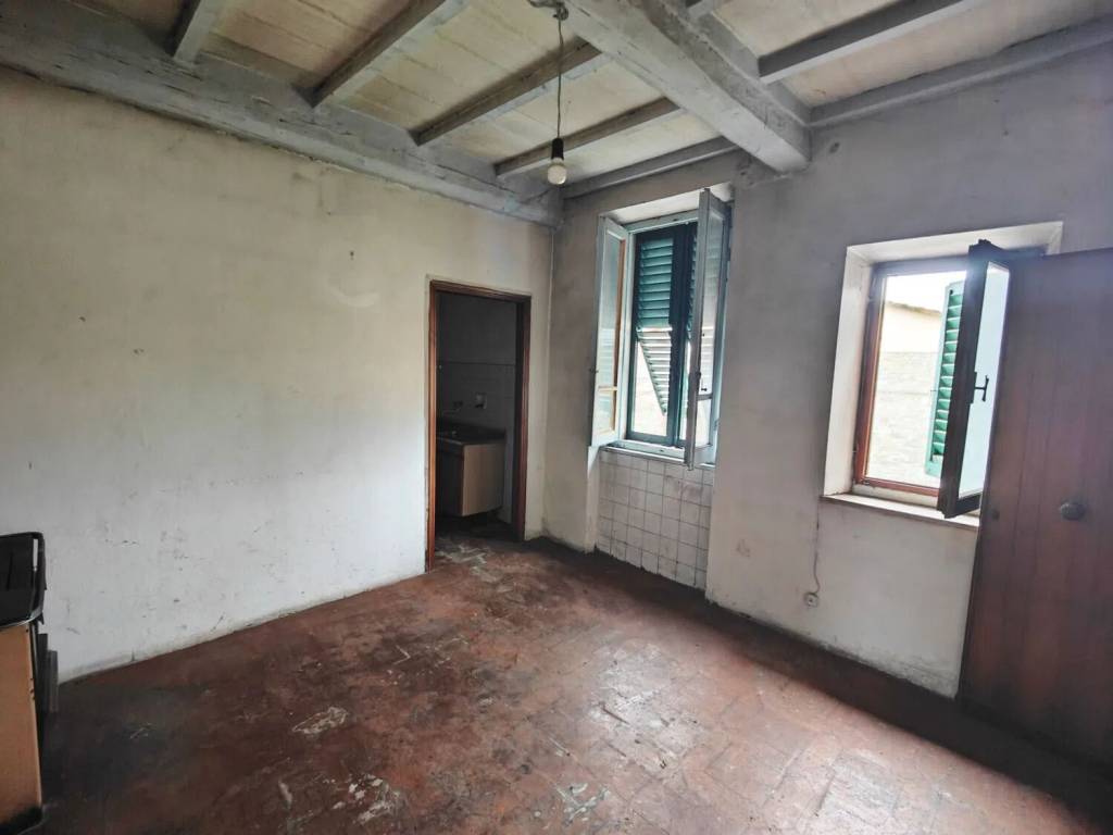 Appartamento a Bucine in Via Massimo D'Azeglio - Foto 2