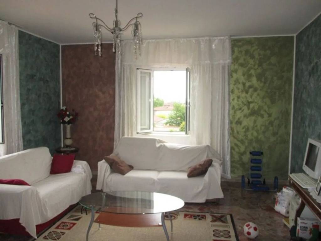 Appartamento a Montevarchi in Quartiere Vespucci-Marconi - Foto 2