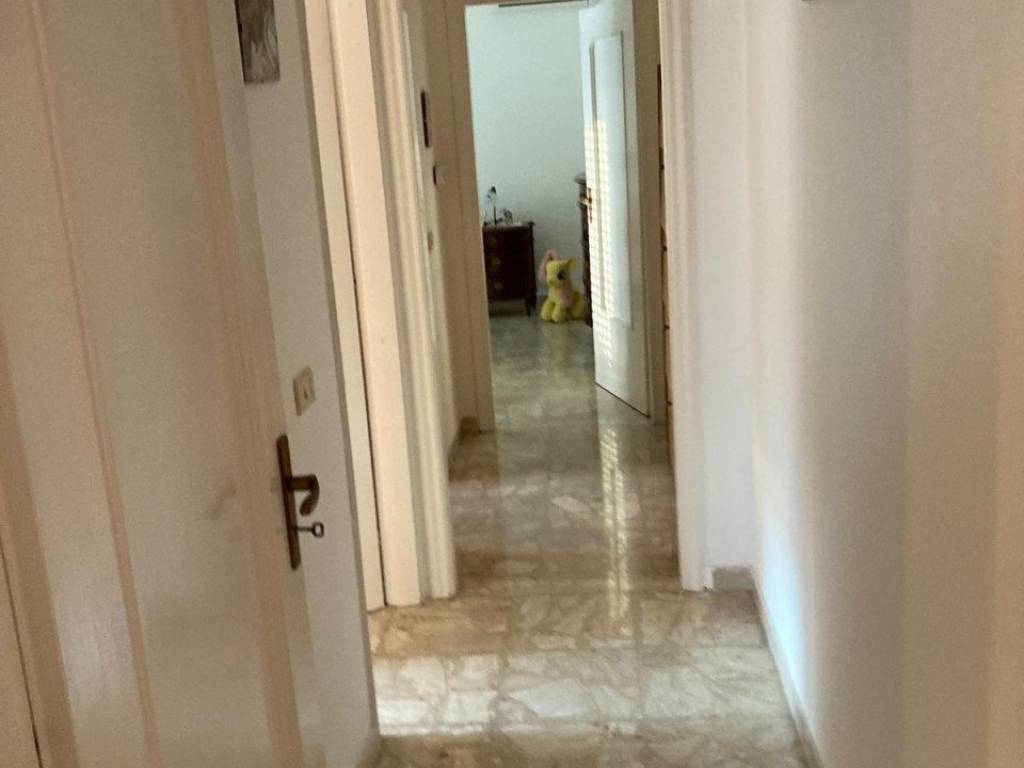 Appartamento a Ceglie messapica in Via Venezia - Foto 3