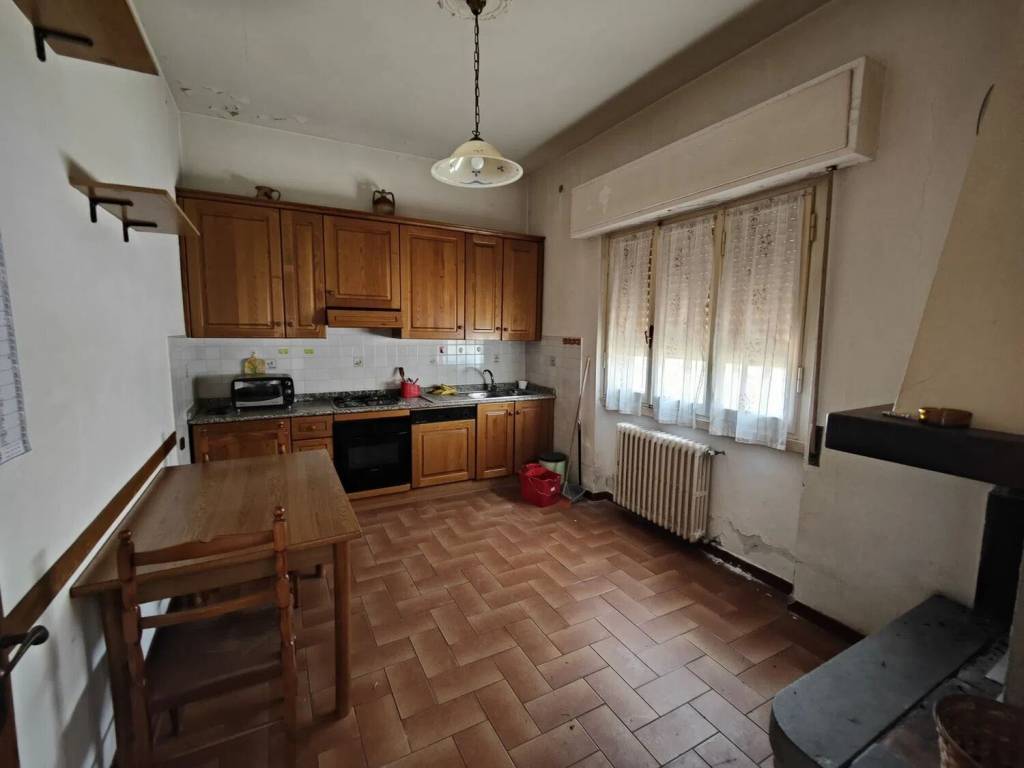 Appartamento a Bucine in Via Xiv Luglio - Foto 2