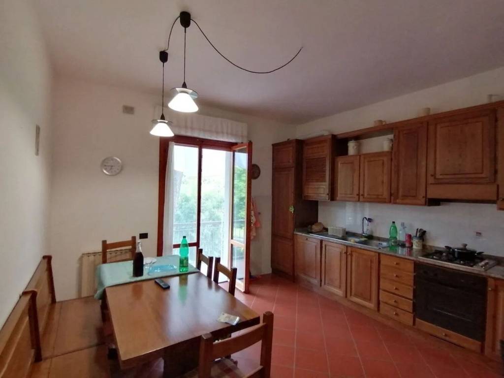Appartamento a Montevarchi in Via della Ginestra - Foto 4