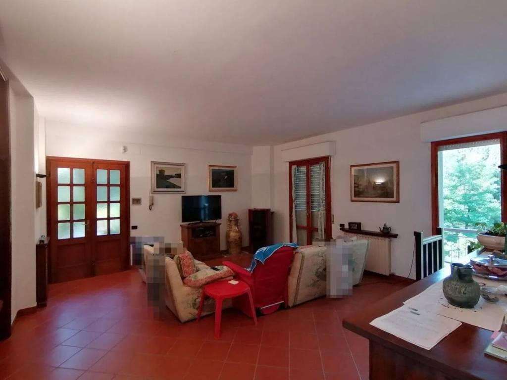 Appartamento a Montevarchi in Via della Ginestra - Foto 5