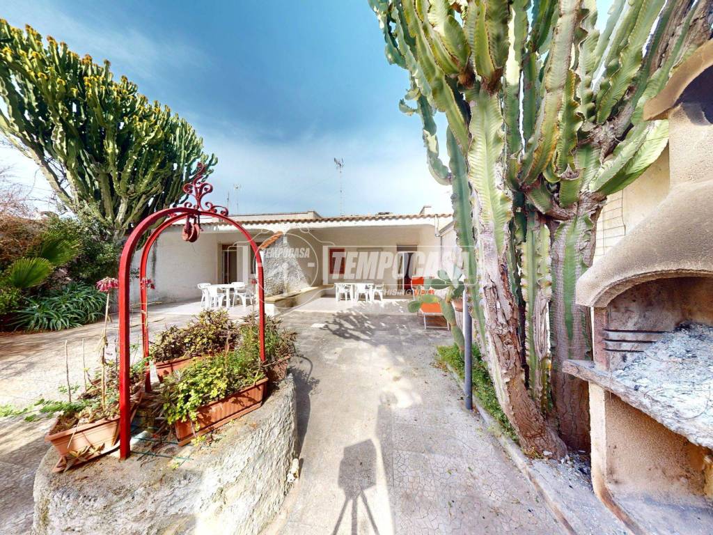 Villa a Lecce in Via del Pesce Lucerna, Torre Chianca 14 - Foto 4